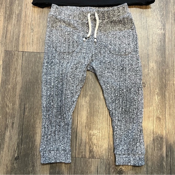 Zara Baby Black Shine Like The Starts Top And Gray Pants Set Size 2/3 - Picture 7 of 11